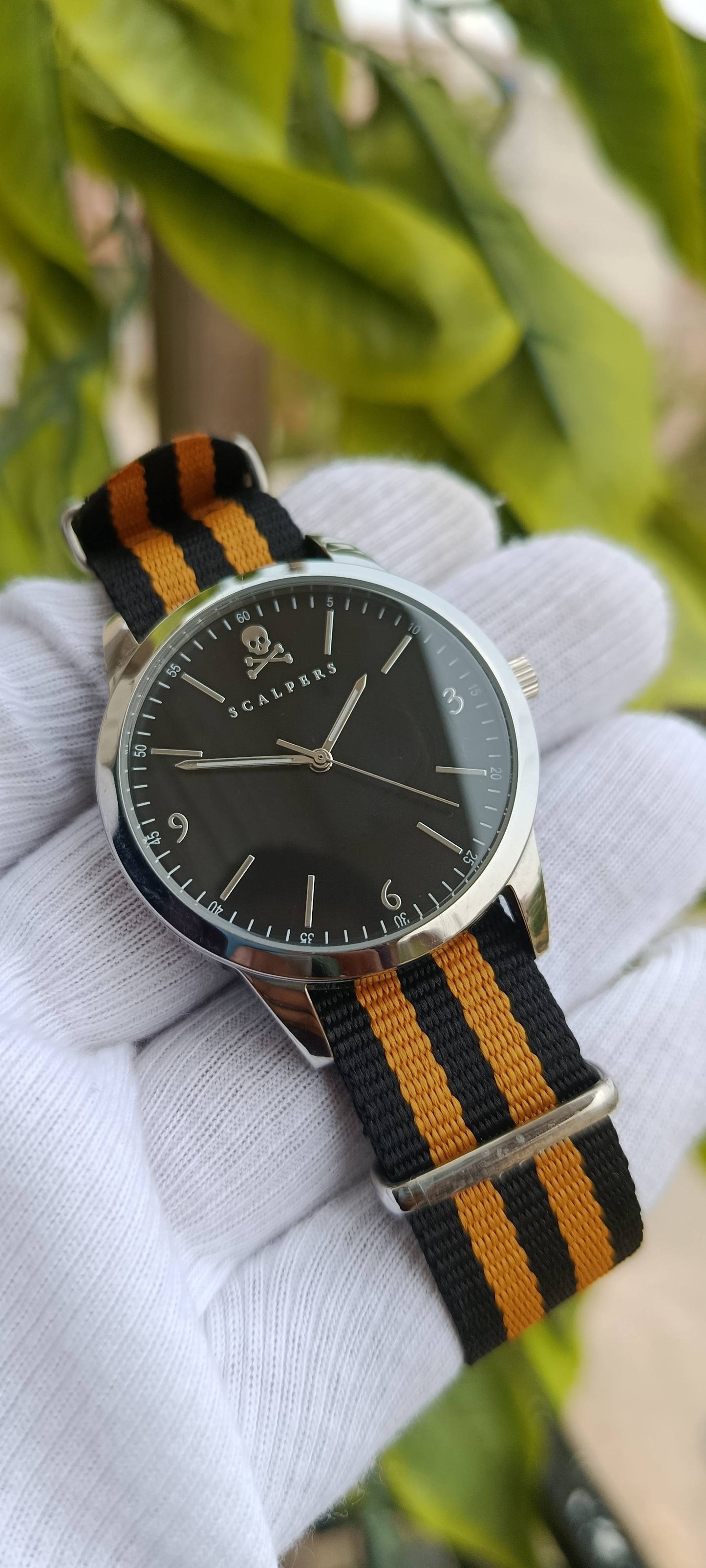 This is a Scalpers "Bond Street" men's watch