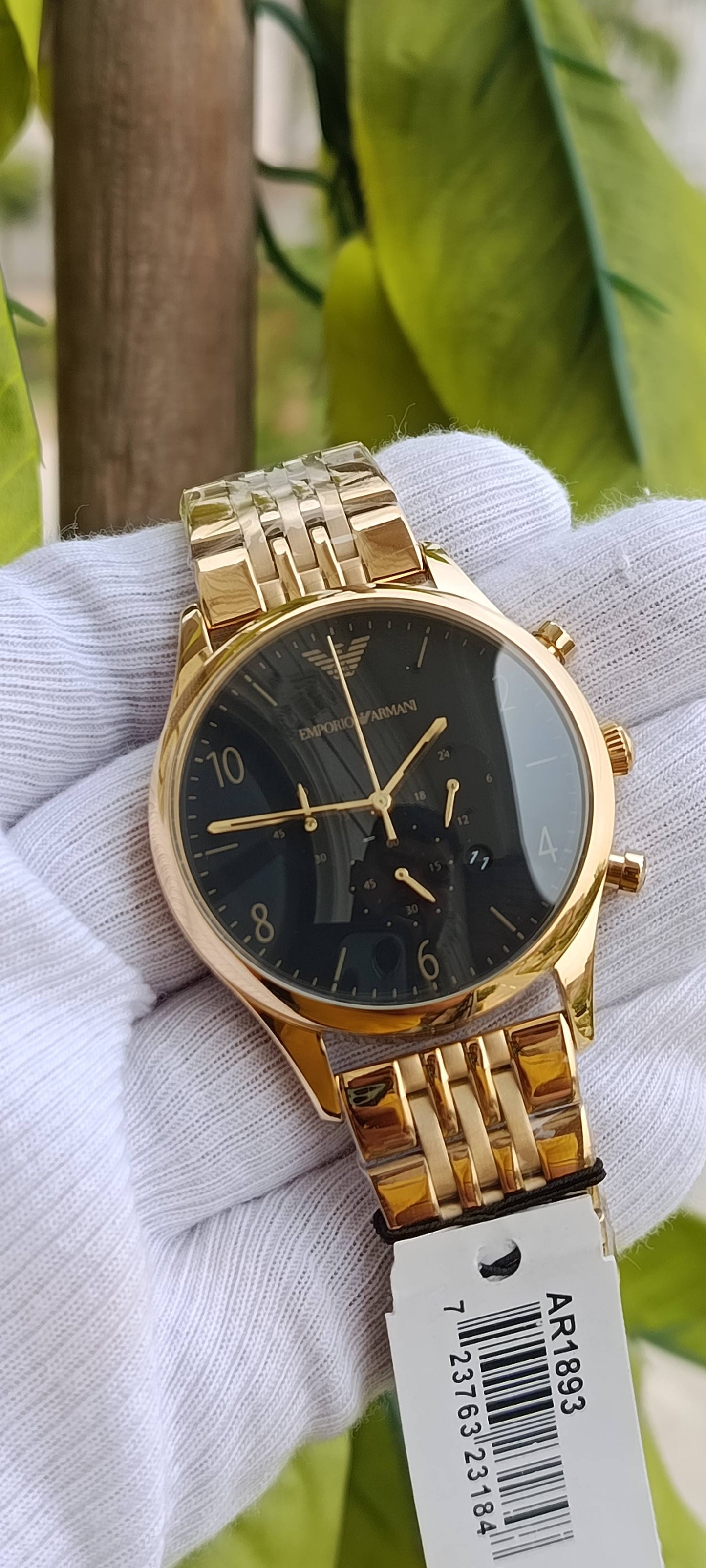 Emporio Armani Classic Chronograph Men's Watch – Black Dial, Gold-Tone Stainless Steel Bracelet | Ref. AR1893