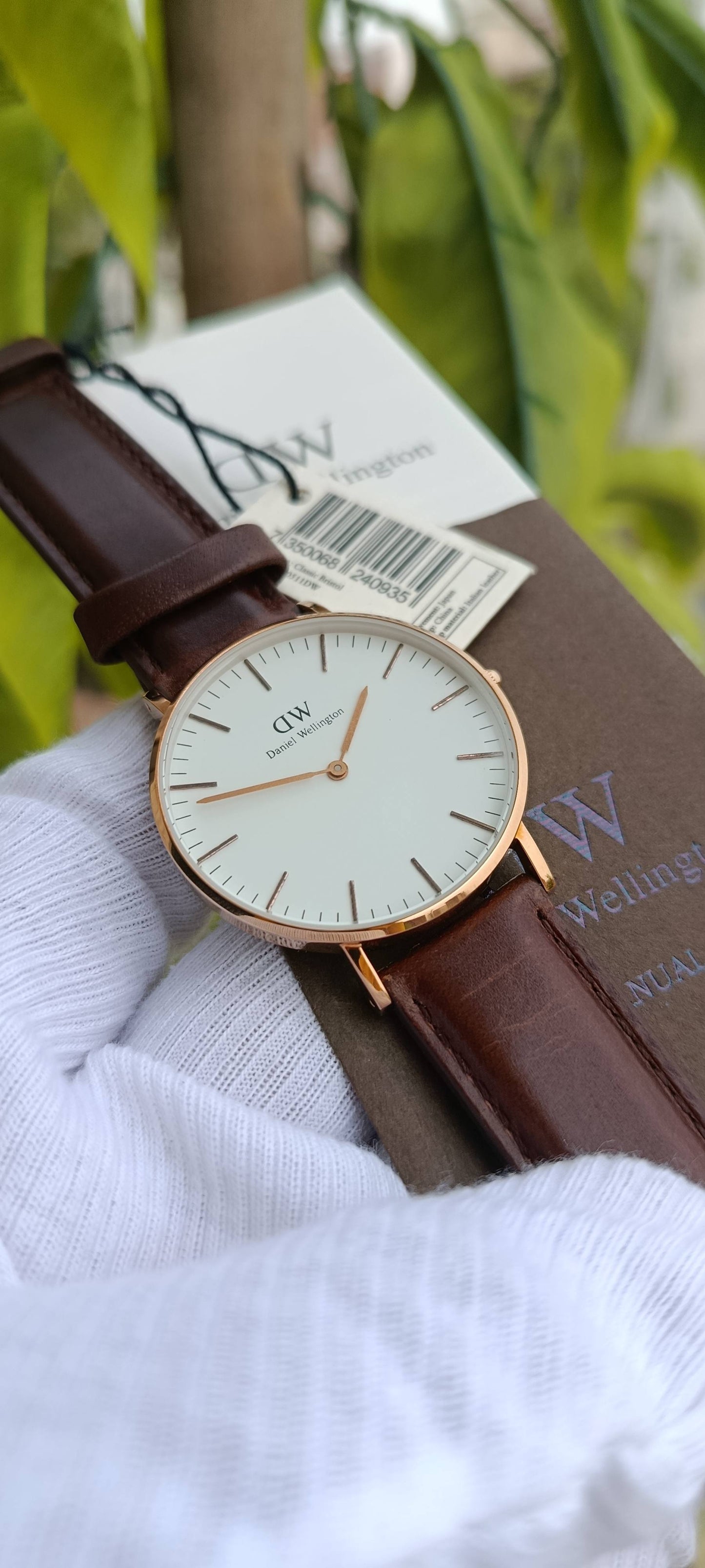 Daniel Wellington Classic Bristol 36mm Watch – White Dial, Rose Gold Case, Brown Leather Strap | Ref. 0511DW