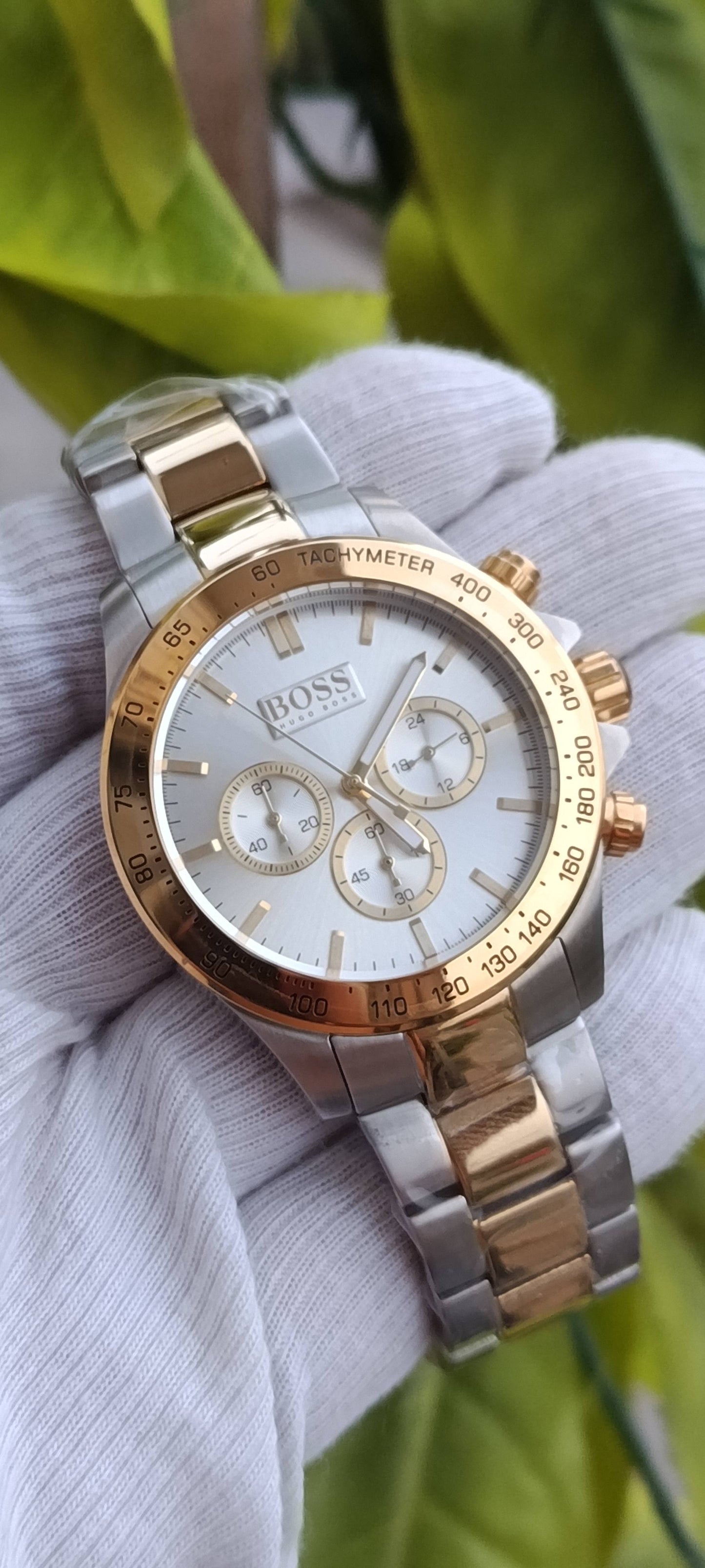 Hugo Boss Ikon Chronograph Watch for Men – Two-Tone Rose Gold & Silver Stainless Steel, White Dial, Tachymeter Bezel – Ref. 1513339