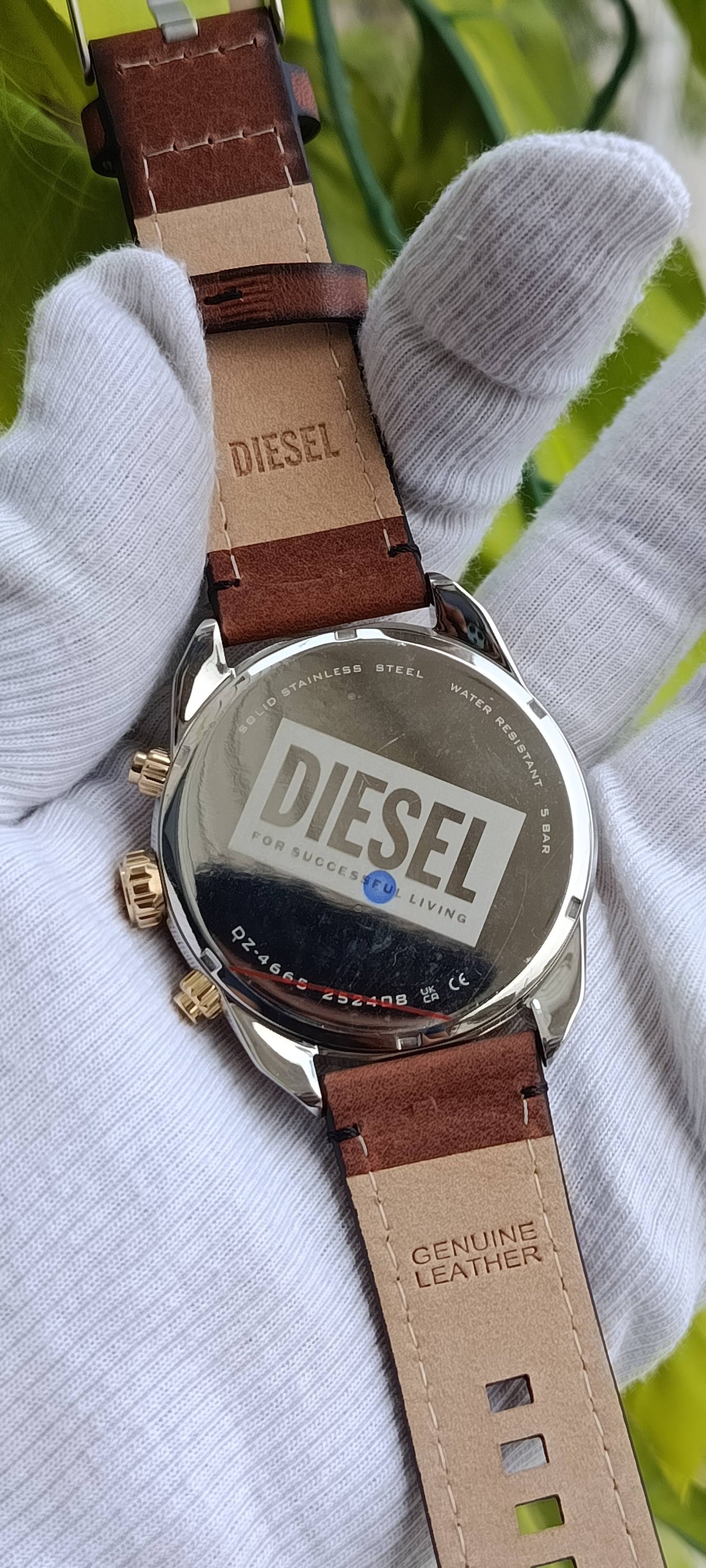 Diesel Spiked Chronograph Men's Watch – Silver Sunray Dial, Brown Leather Strap, 49mm (DZ4665)