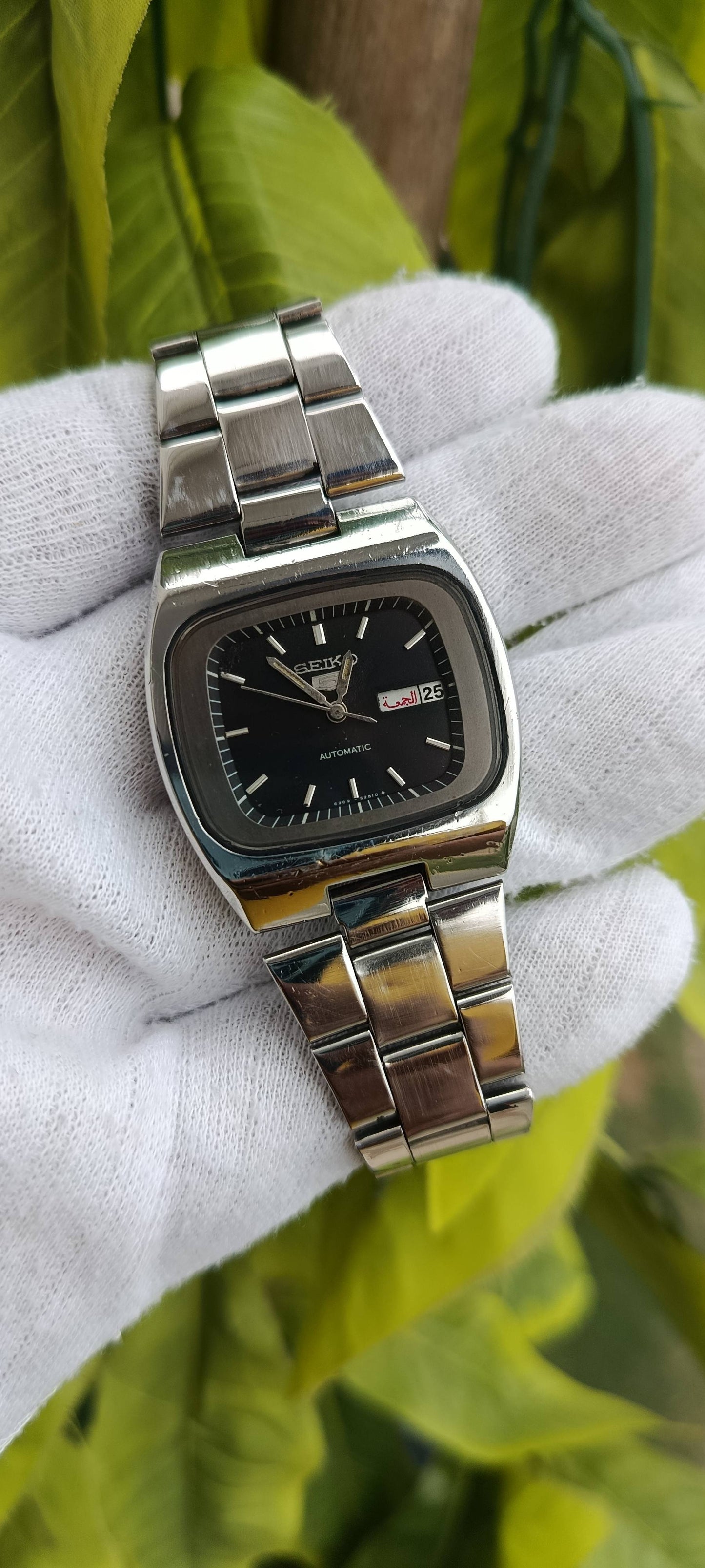 Vintage Seiko Automatic Men's Watch – Black Dial Cushion Case, Day-Date