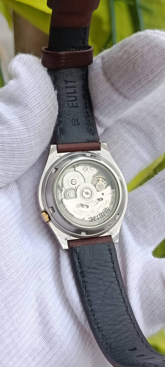 Vintage Seiko 5 Automatic Men's Watch – Black Patterned Dial, Day/Date, Brown Leather Strap