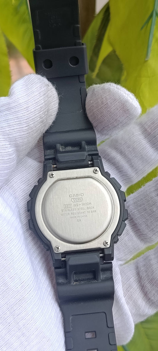 Casio Men's Digital Sports Watch – Lap Memory 60, 100M Water Resistant, Illuminator, 10-Year Battery