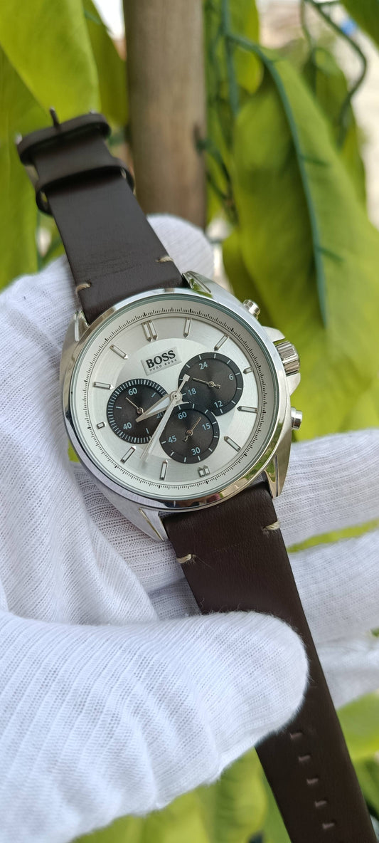 Hugo Boss Driver Chronograph Men's Watch 1512880 – Silver Dial & Black Leather Strap