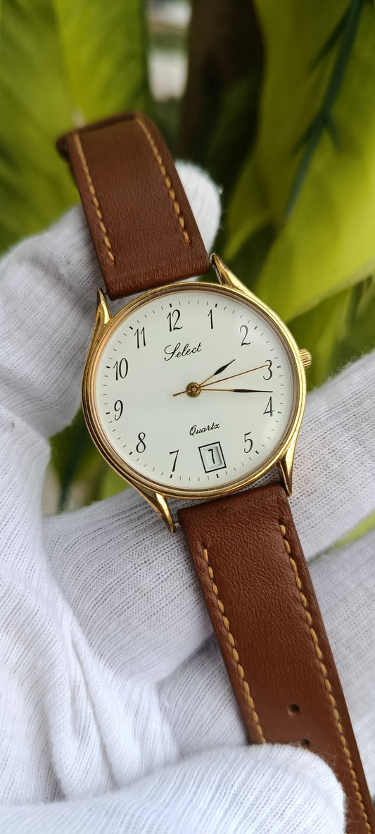 Vintage Select Quartz Watch | Gold-Tone Round Case | White Dial | Brown Leather Strap