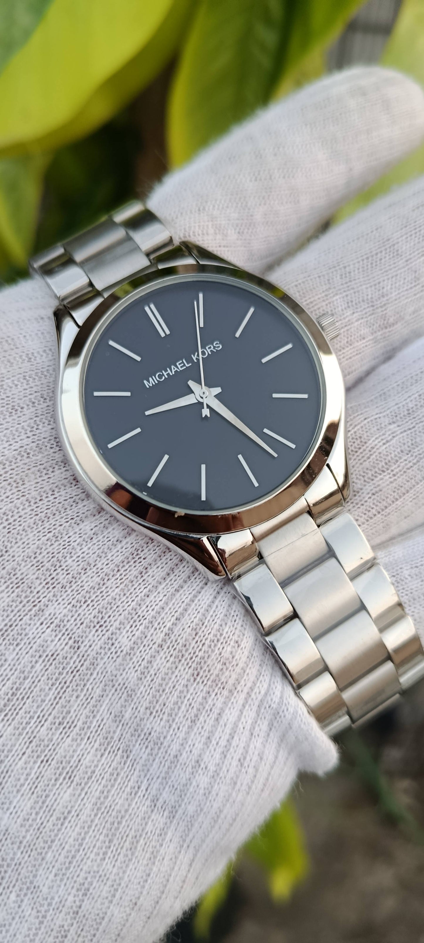 Michael Kors Slim Runway Watch – Black Dial, Stainless Steel, Unisex