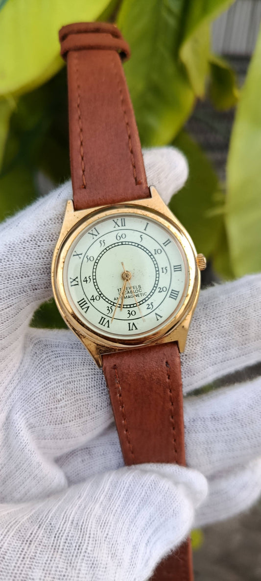 Vintage 17 Jewels Incabloc Mechanical Watch