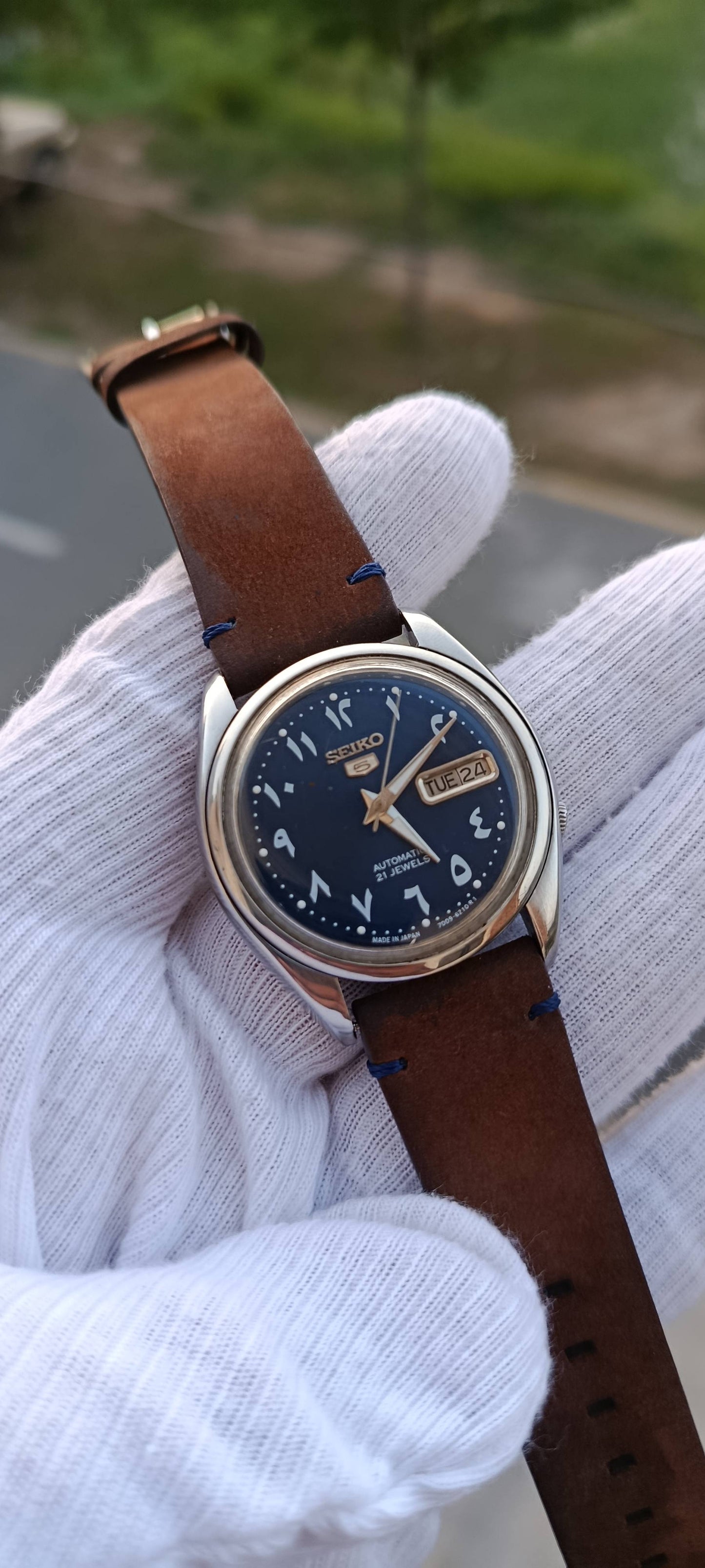 Seiko 5 Automatic 7009-8750 Vintage Watch – Arabic Dial, Brown Leather Strap