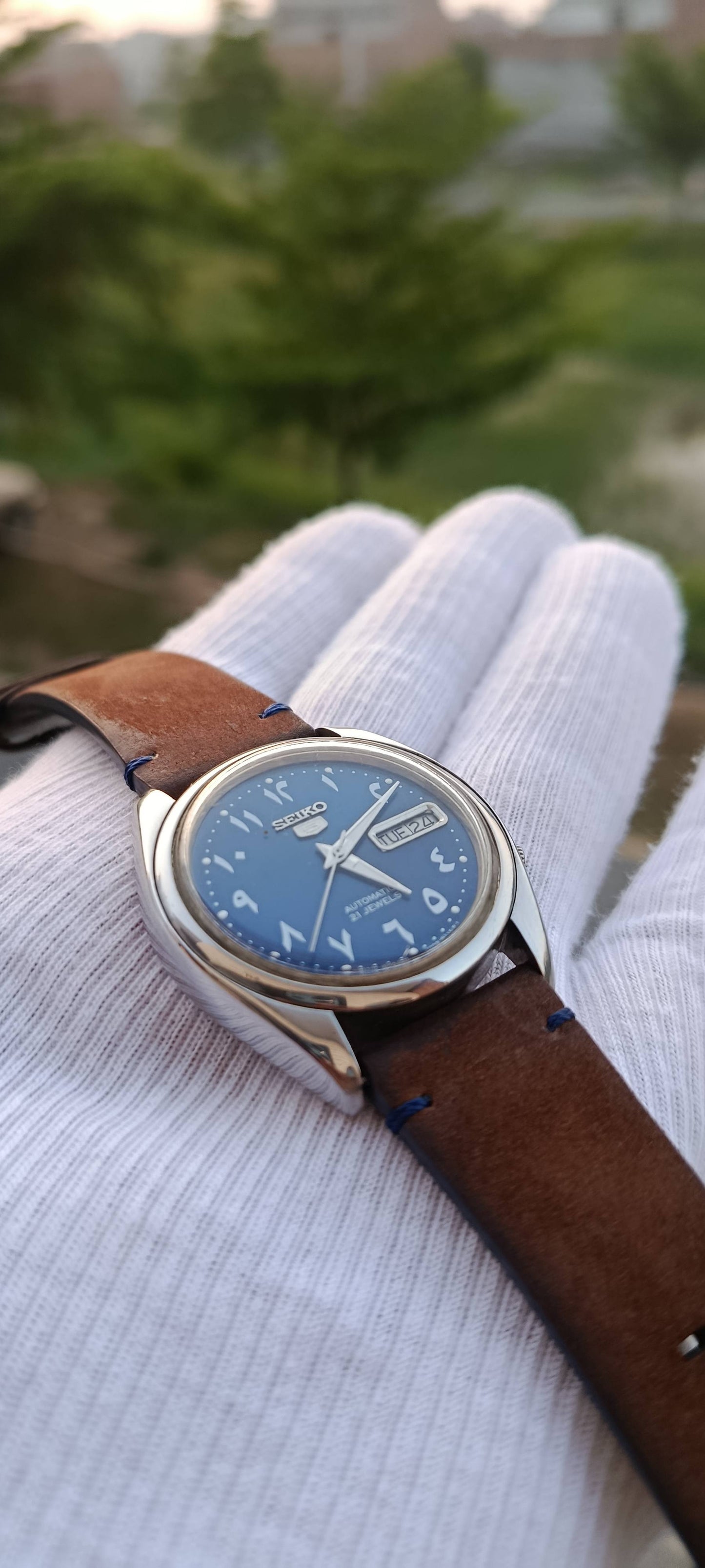 Seiko 5 Automatic 7009-8750 Vintage Watch – Arabic Dial, Brown Leather Strap
