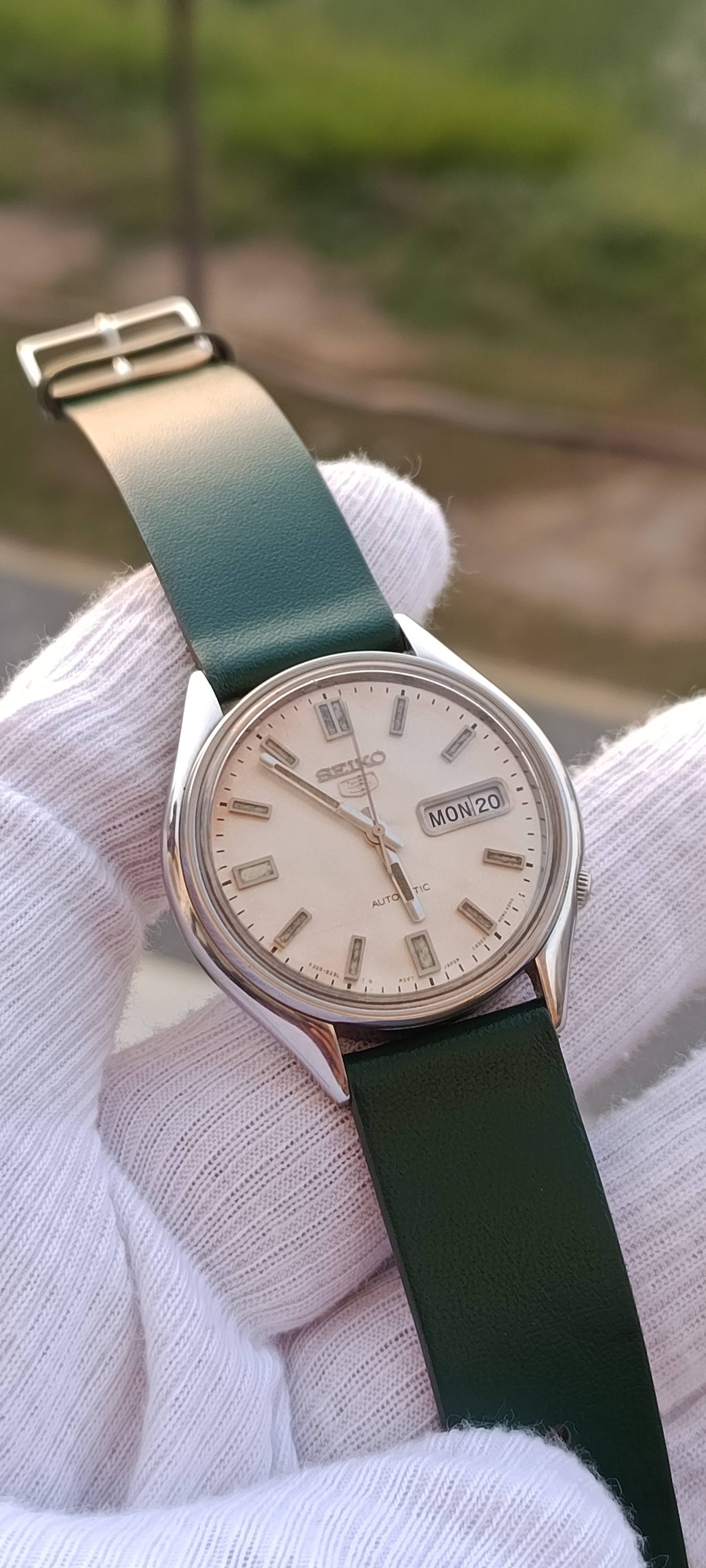 Seiko 5 Automatic 6309-8360 Vintage Watch – Green Leather Strap