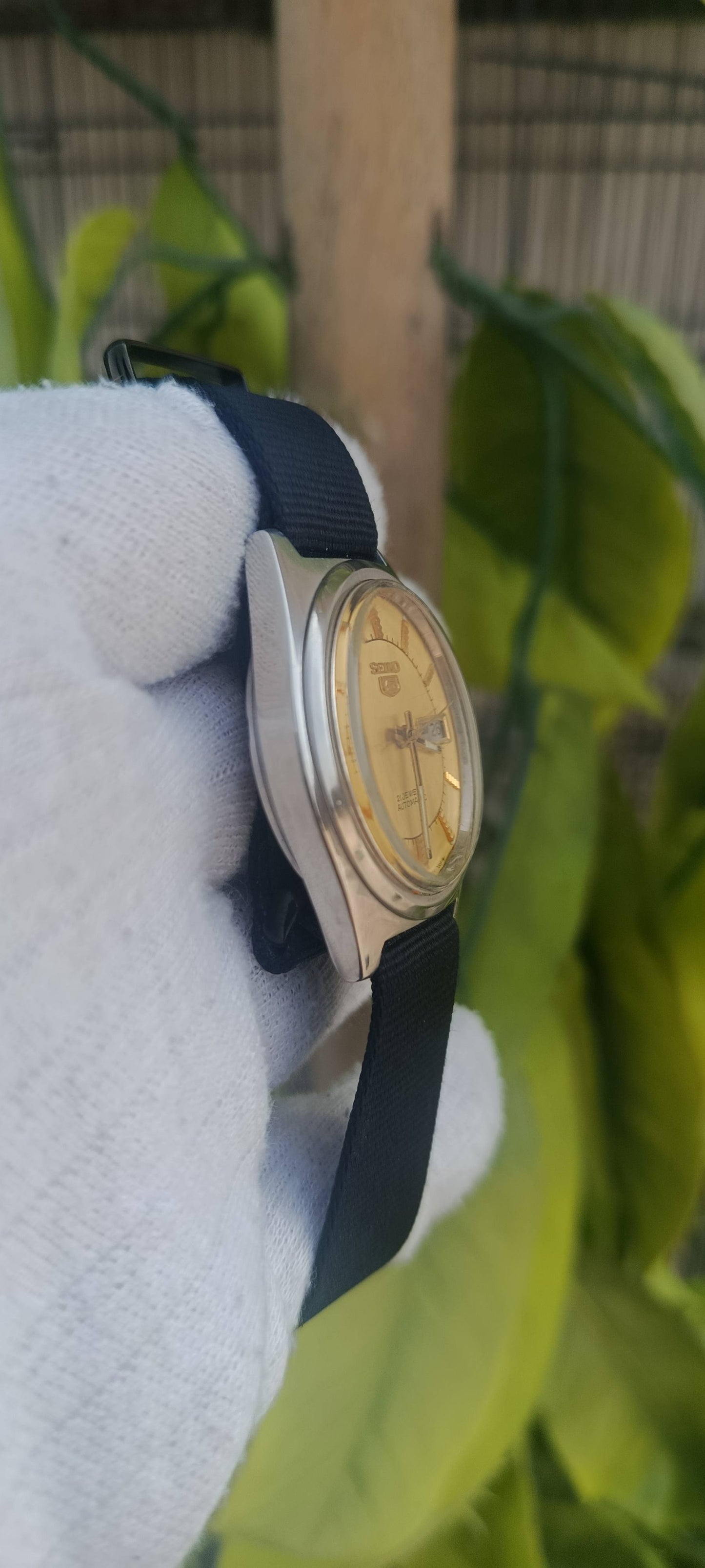 Seiko 5 Automatic 7009 Gold Textured Dial Vintage Watch – Black NATO Strap