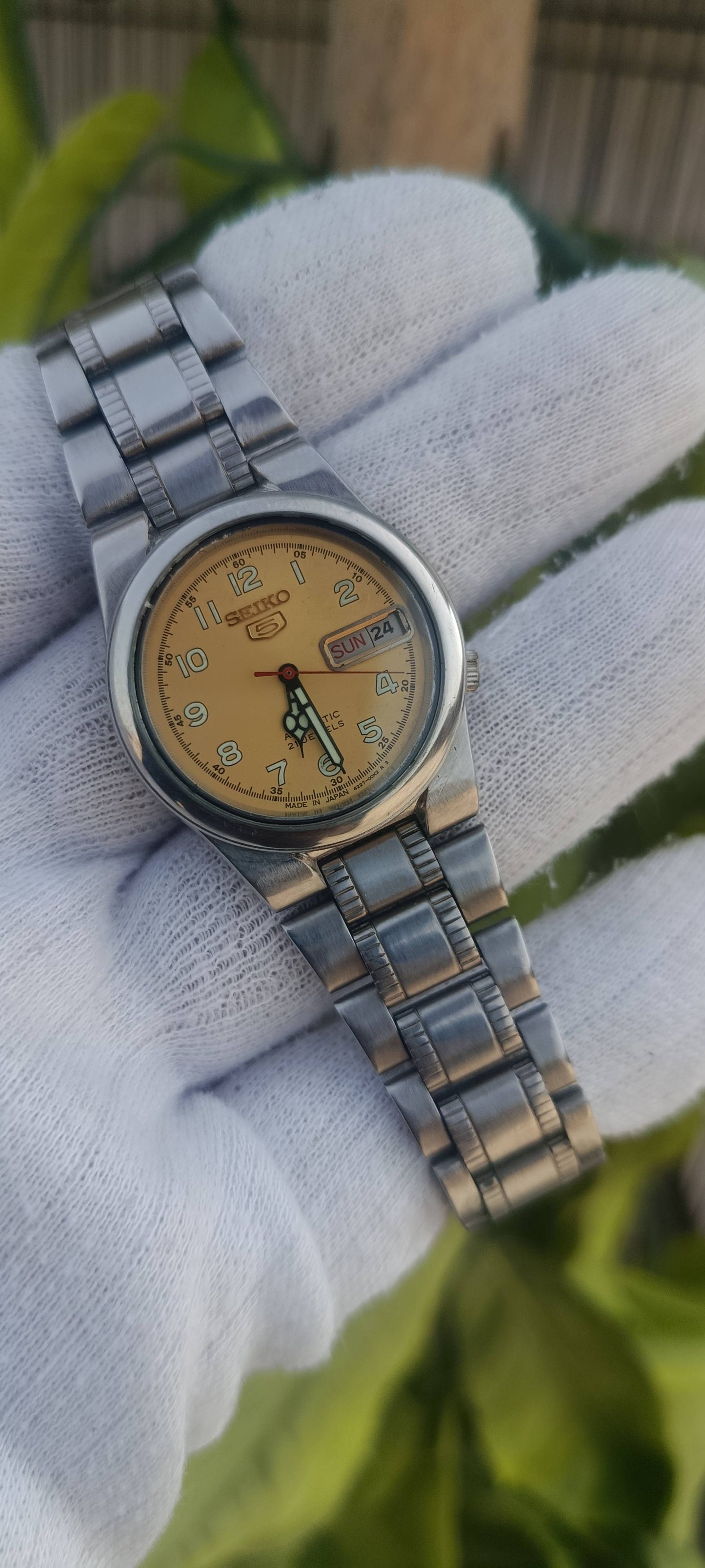 Seiko 5 Automatic 4217-5111 Gold Dial Vintage Watch
