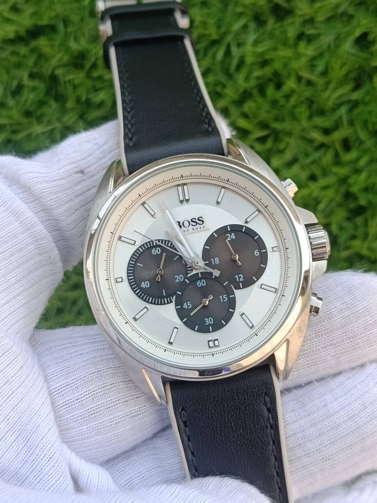 Hugo Boss Driver Chronograph Men's Watch 1512880 – Silver Dial & Black Leather Strap