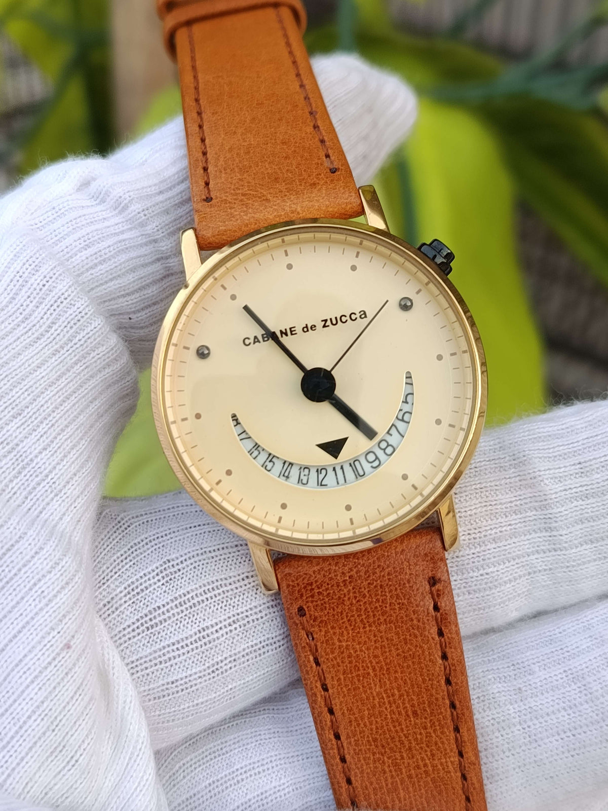 Cabane de Zucca Vintage Gold-Tone Watch | Cream Dial with Curved