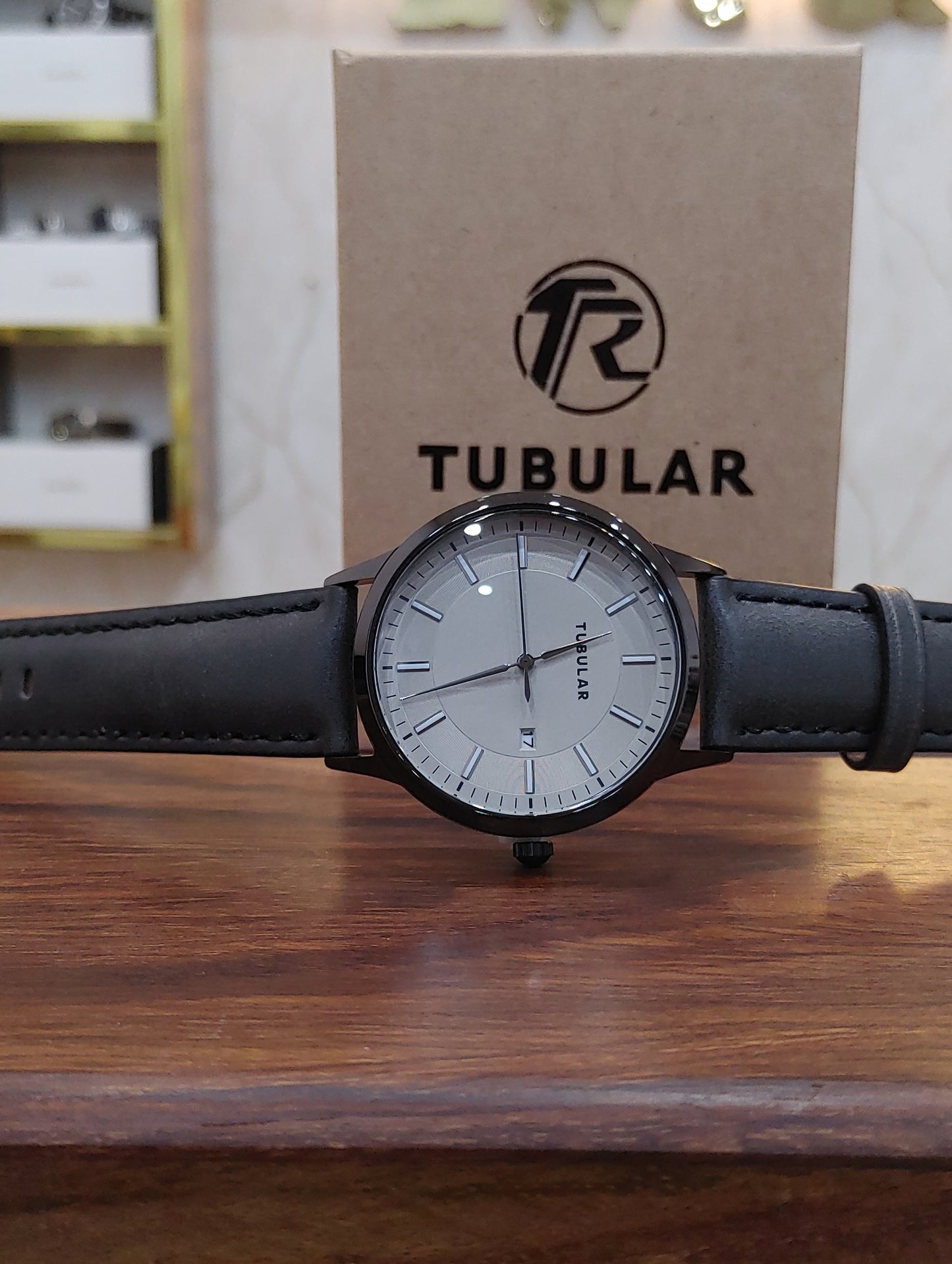 Tubular Wrist Watches For Men
