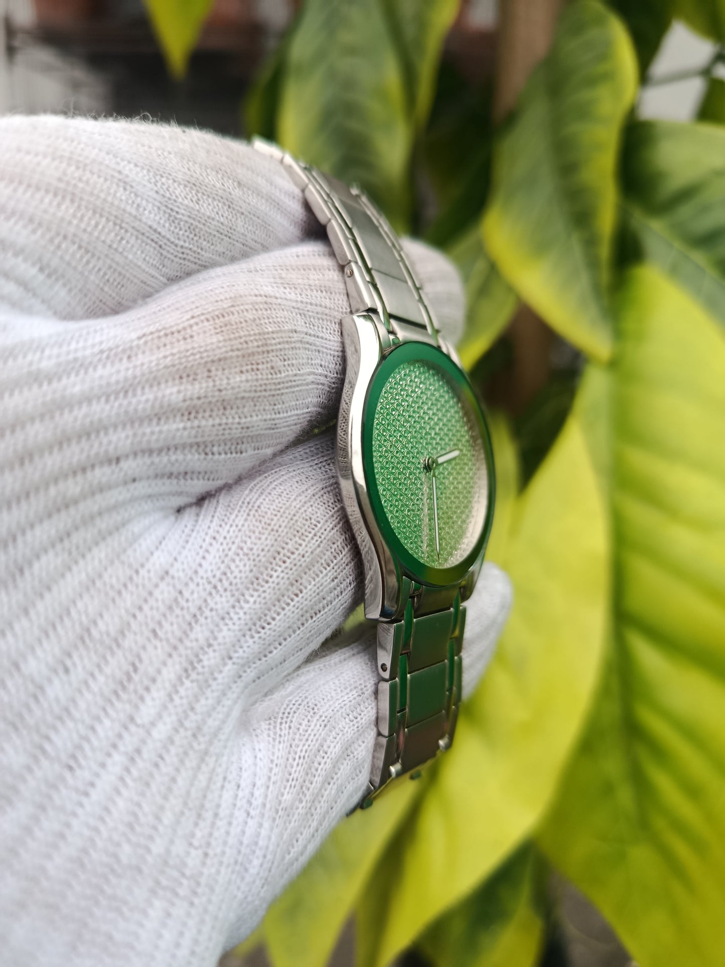 Quartz Analog Watch with Stainless Steel Strap