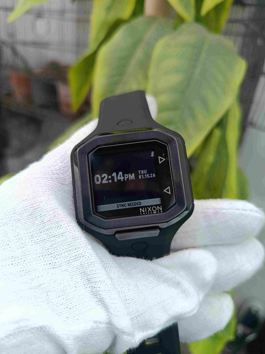 Nixon Ultratide Surf Smartwatch (Men’s / Unisex)