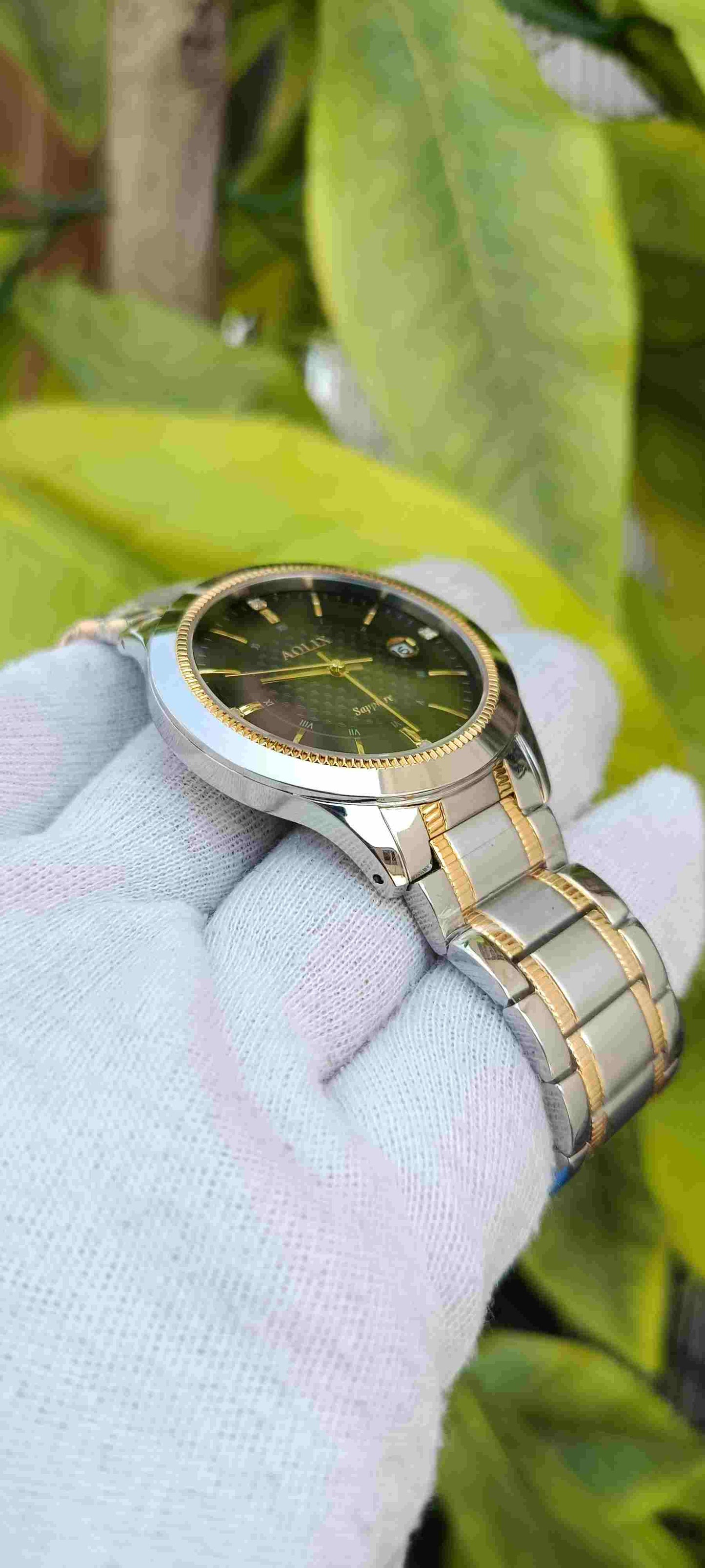 Aolix Sapphire Men's Watch – Black Textured Dial, Japan Movement, Coin-Edge Bezel, Two-Tone Gold & Silver Bracelet, Date Display