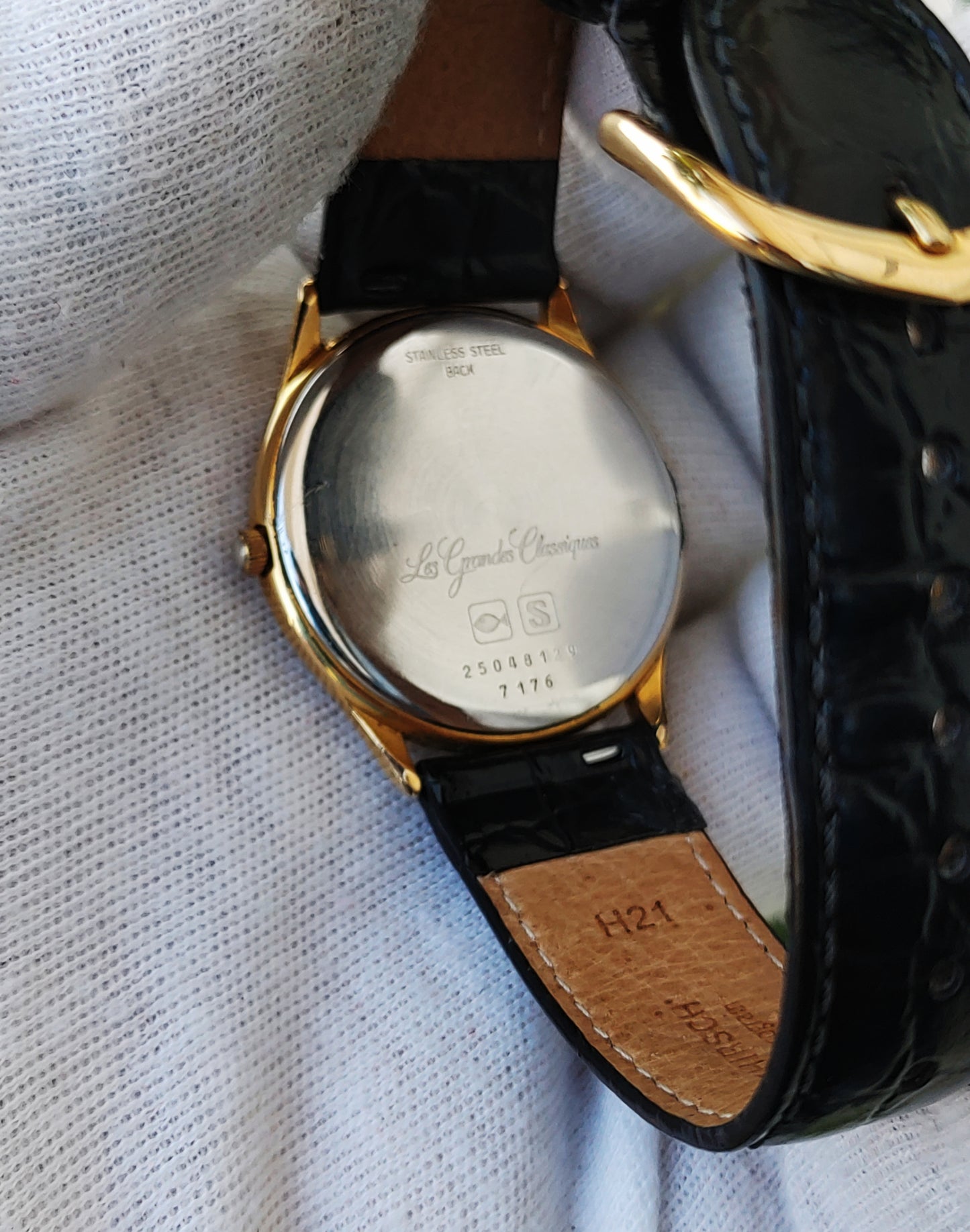 Longines Les Grandes Classiques V.H.P. Quartz – Ultimate Precision & Timeless Elegance